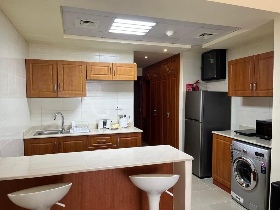 Beach Front Escape Apartment Ras al-Khaimah Exterior photo